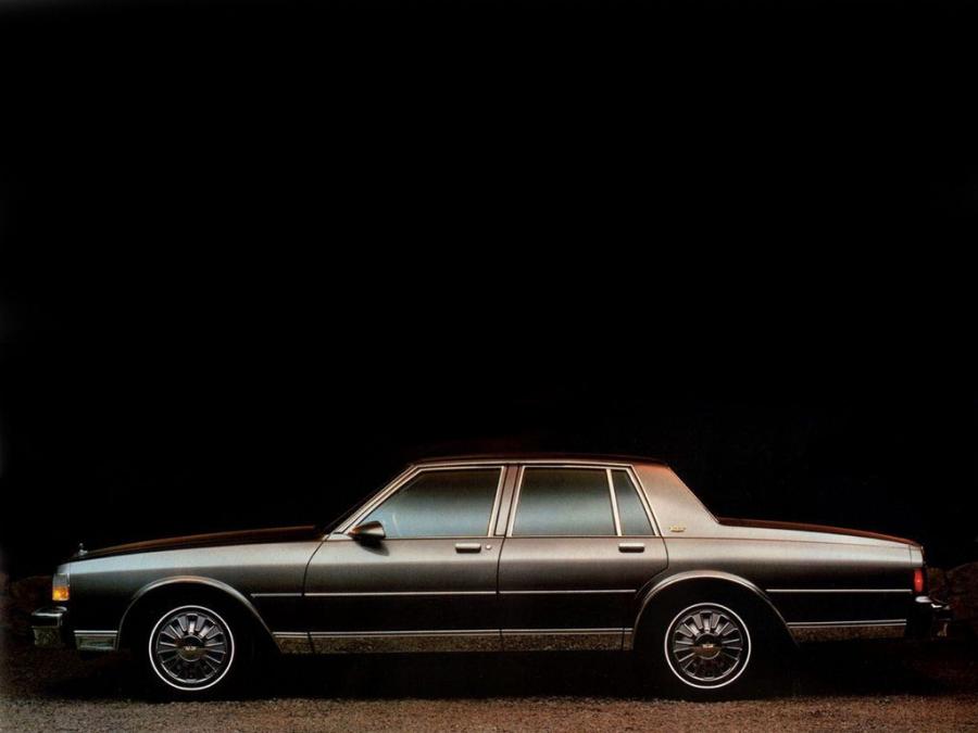  Chevrolet Caprice Classic 1987 года  (фото 3 из 5)